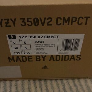 Adidas YZY 350 V2 CMPCT in Sleek Black